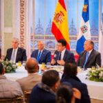 httpsresources.diariolibre.comimages20260123rd-logra-acuerdos-por-mas-de-us13370-millones-en-fitur-2026-201e5abf-focus-0-0-400-300