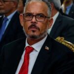 HAITÍ: - Destitución de Fils-Aimé: Crónica de Una Crisis Haitiana httpsresources.diariolibre.comimages20260124posible-destitucion-de-primer-ministro-agrava-la-crisis-en-haiti-3f36fccc-focus-0.14-0.73-400-300