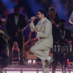 httpsresources.diariolibre.comimages20260208bad-bunny-y-su-espectaculo-en-espanol-en-el-super-bowl-8a3509f8-focus-0-0-400-300