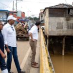 httpsresources.diariolibre.comimages20260228ito-bisono-va-a-gaspar-hernandez-para-evaluar-danos-en-viviendas-f8cc298c-focus-0-0-400-300