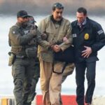 Maduro Mantiene Rutina de Ejercicios en Cárcel de Nueva York httpsresources.diariolibre.comimages20260323audiencia-de-nicolas-maduro-por-narcotrafico-en-nueva-york-f449d564-focus-0-0-400-300