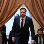 El Fracaso de las Negociaciones de Paz Entre Estados... httpsresources.diariolibre.comimages20260412jd-vance-presenta-acuerdo-de-paz-iran-sin-exito-cdeac68a-focus-0-0-400-300-4